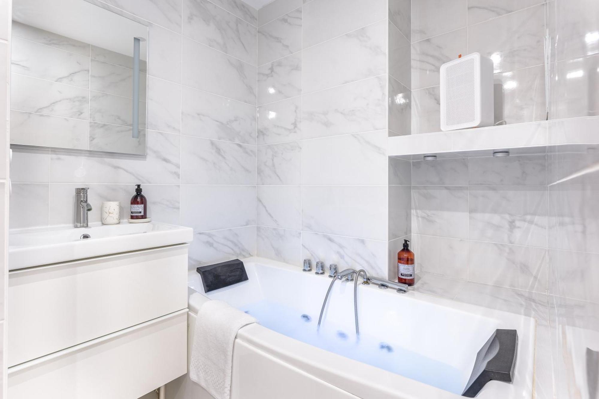 Le Rex - Bel Appt Avec Sauna Nantes Bagian luar foto
